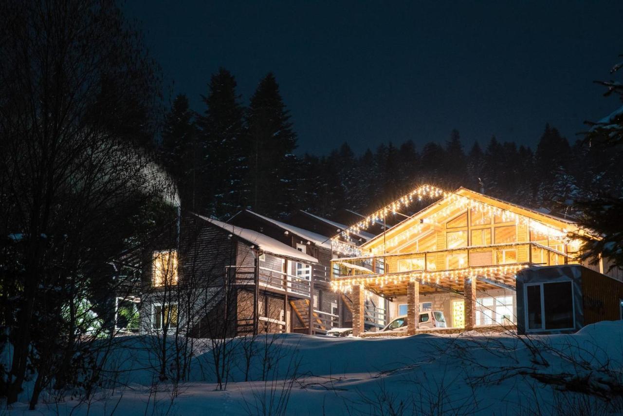 Парк-Готель Щастя Skhidnytsia Esterno foto